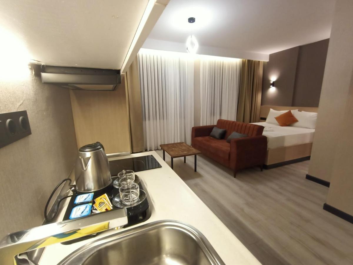 New Falcon Palas Otel Istanbul Exteriör bild