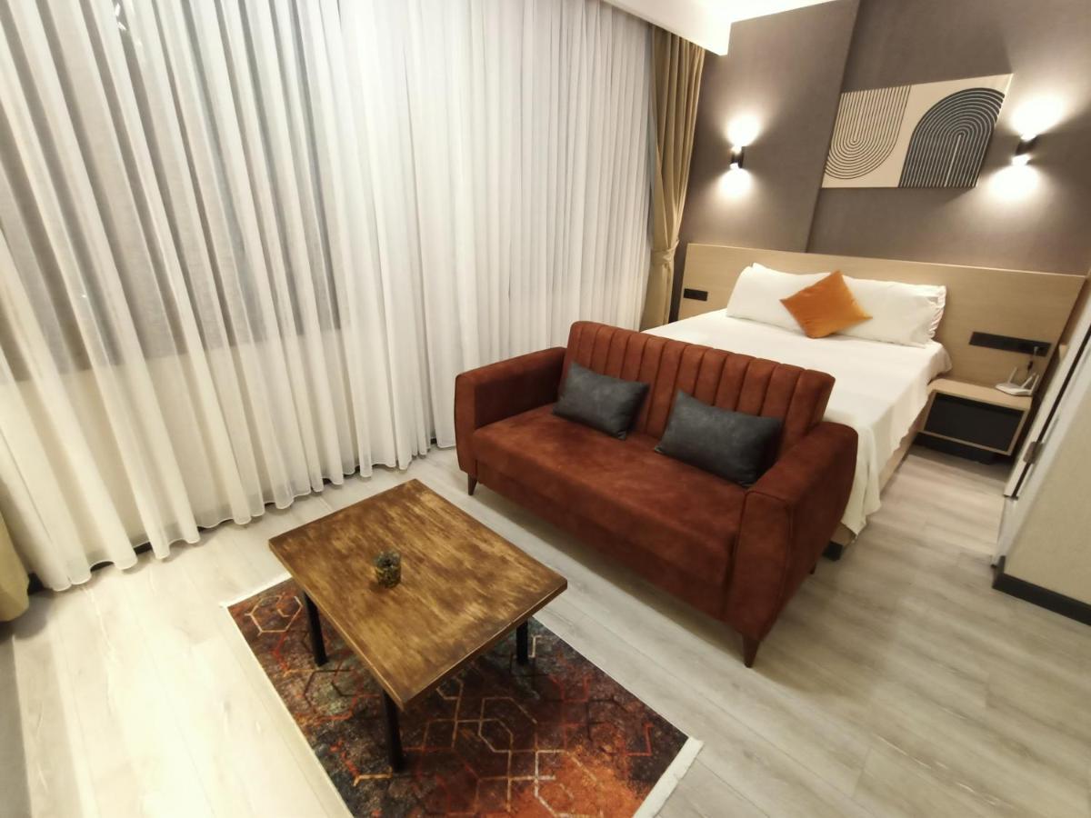 New Falcon Palas Otel Istanbul Exteriör bild